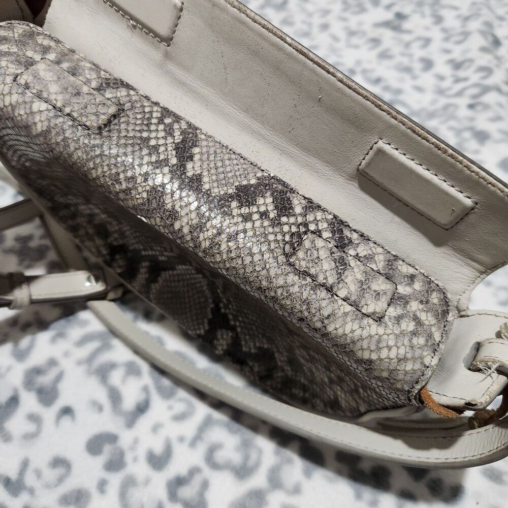 Banana Republic Crossbody Leather Bag 10x6x2 Snake Print - Picture 4 of 12
